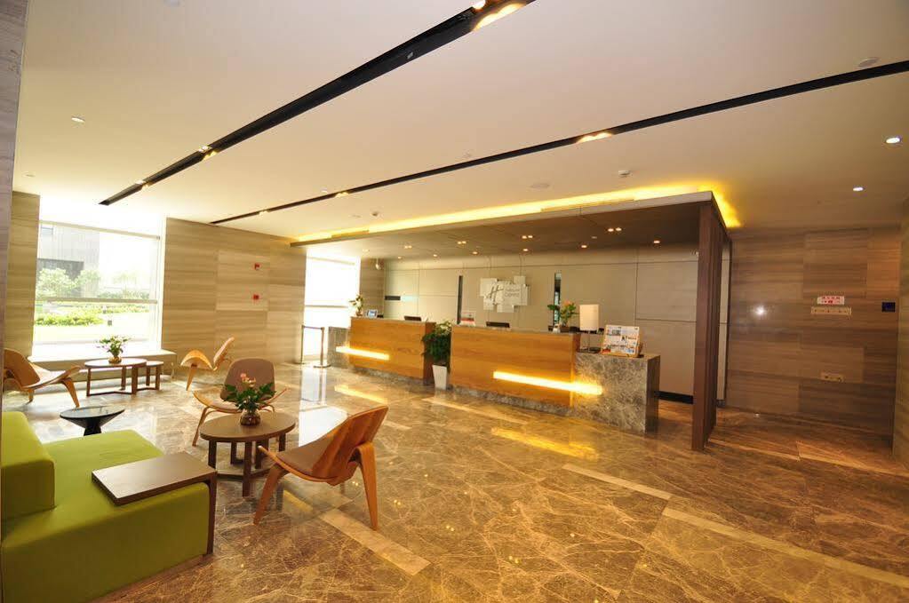 Holiday Inn Express Hangzhou Huanglong, An Ihg Hotel Exterior photo